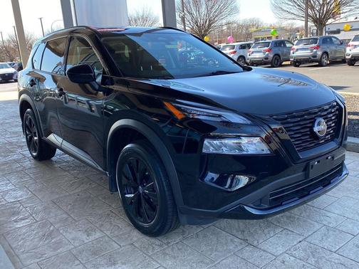 Super Black 2023 Nissan Rogue SV