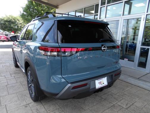 Baltic Teal 2026 Nissan Pathfinder Platinum