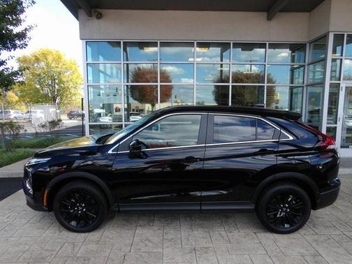 2024 Mitsubishi Eclipse Cross LE