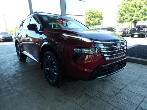 Scarlet Ember Tintcoat 2026 Nissan Rogue Platinum