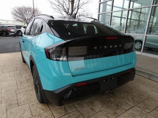 2026 Nissan Leaf PLATINUM+