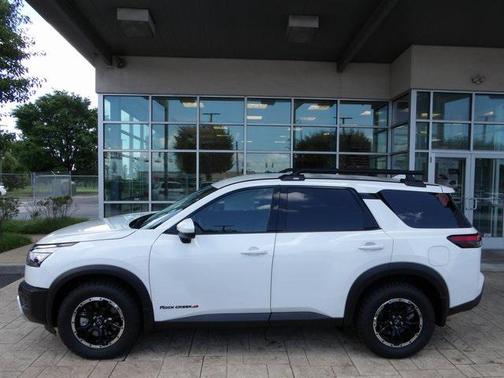 2025 Nissan Pathfinder Rock Creek 4WD