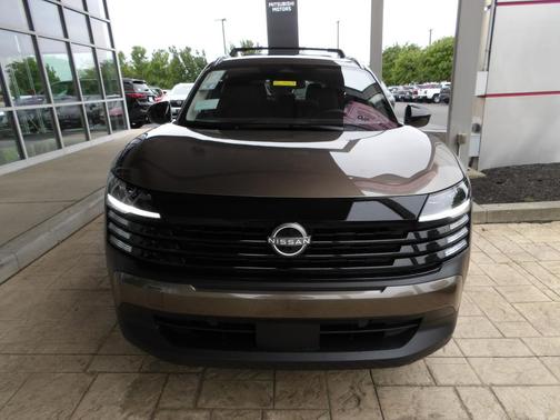 Canyon Bronze Metallic 2026 Nissan Kicks SV