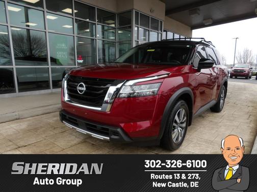 2023 Nissan Pathfinder SL 4WD