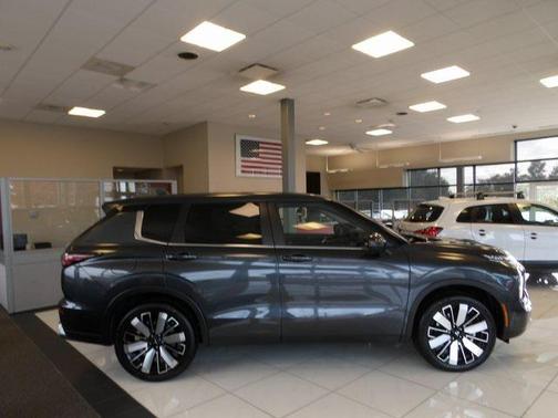 2025 Mitsubishi Outlander SE 2.5 S-AWC