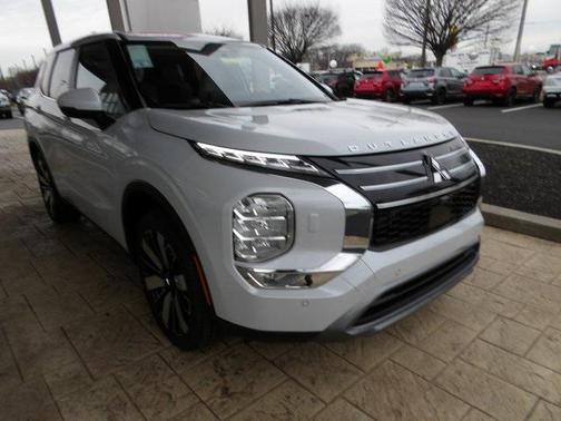 2026 Mitsubishi Outlander SE 2.5 S-AWC