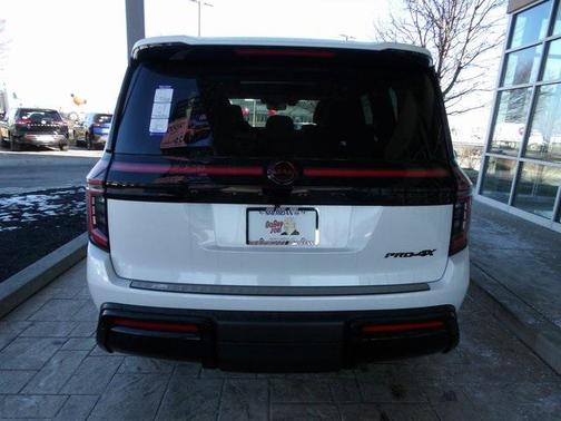 2025 Nissan Armada PRO-4X 4WD