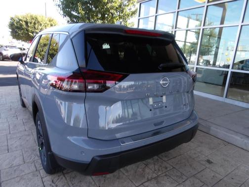 Boulder Gray Pearl 2026 Nissan Rogue SV