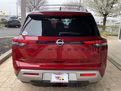 Scarlet Ember Tintcoat 2023 Nissan Pathfinder SL 4WD