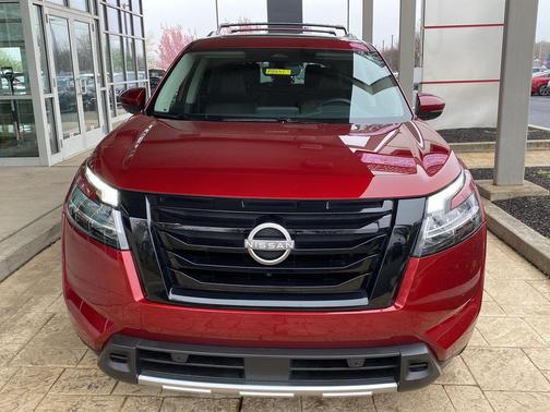 Scarlet Ember Tintcoat 2023 Nissan Pathfinder SL 4WD