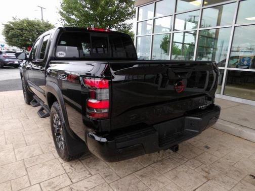 2022 Nissan Frontier PRO-4X