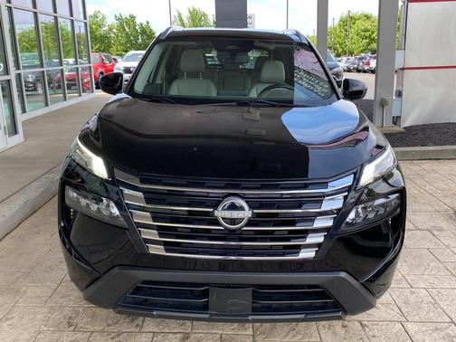 Super Black 2024 Nissan Rogue SV