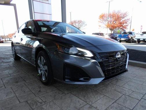 2025 Nissan Altima S FWD