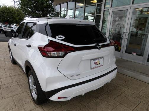 2024 Nissan Kicks S