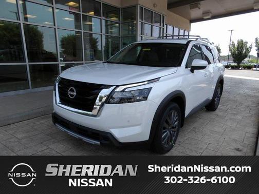 2025 Nissan Pathfinder SL 4WD