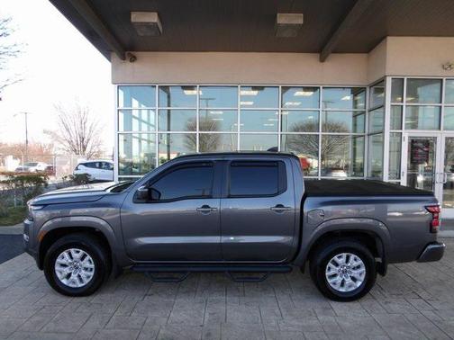 Gun Metallic 2022 Nissan Frontier SV