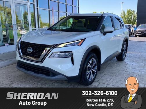 Pearl White Tricoat 2023 Nissan Rogue SV