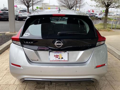Brilliant Silver Metallic 2023 Nissan Leaf S 40 kWh