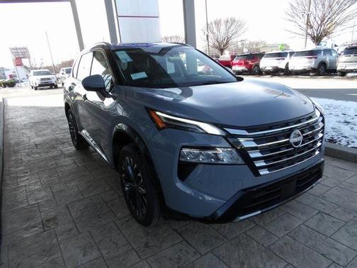 2025 Nissan Rogue Platinum