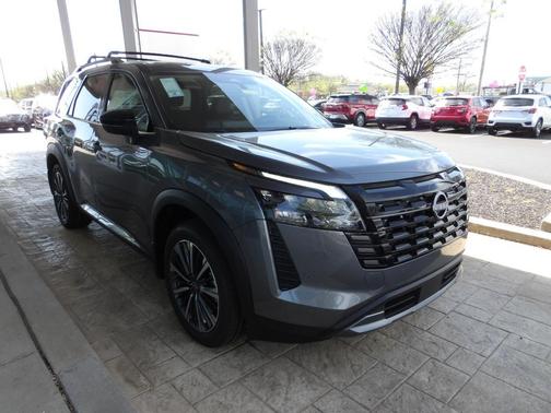 Gun Metallic 2026 Nissan Pathfinder Platinum