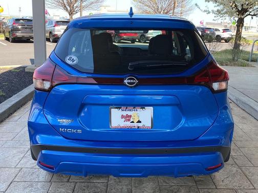 Electric Blue Metallic 2025 Nissan Kicks S