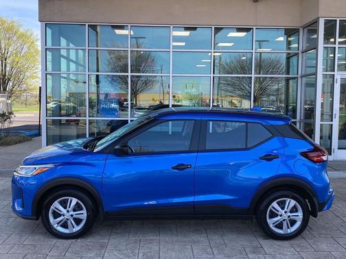 Electric Blue Metallic 2025 Nissan Kicks S