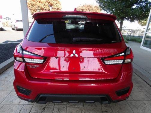 2025 Mitsubishi Outlander Sport SE