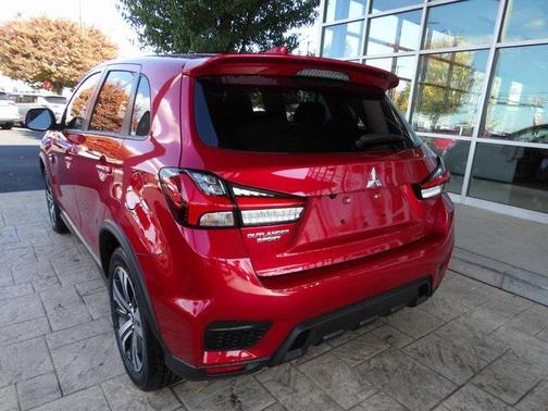 2025 Mitsubishi Outlander Sport SE