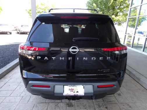 Super Black 2026 Nissan Pathfinder Platinum