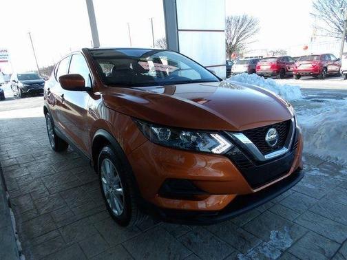 2022 Nissan Rogue Sport S
