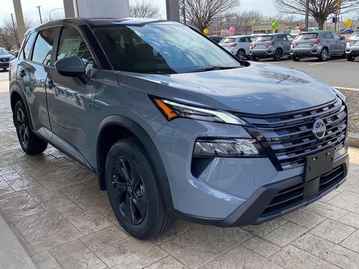 Boulder Gray Pearl 2026 Nissan Rogue SV