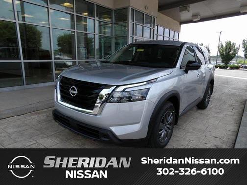 2025 Nissan Pathfinder S 4WD