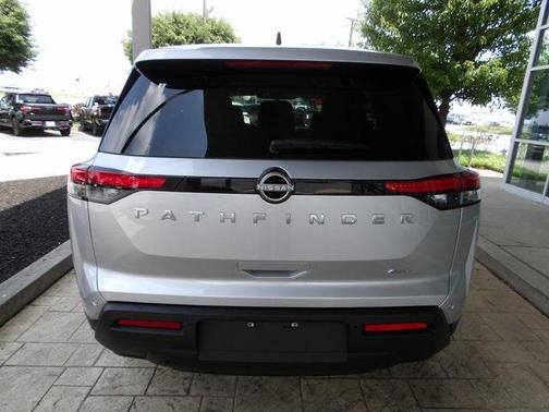2025 Nissan Pathfinder S 4WD