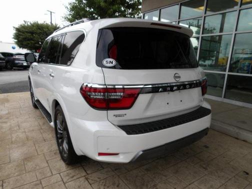 2024 Nissan Armada Platinum 4WD