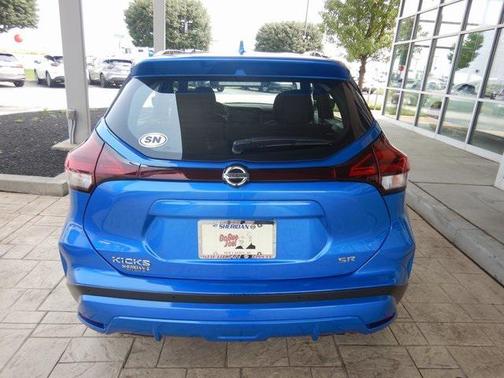 Electric Blue Metallic 2021 Nissan Kicks SR