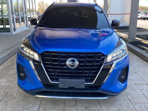 Electric Blue Metallic 2021 Nissan Kicks SR