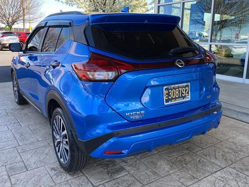 Electric Blue Metallic 2021 Nissan Kicks SR