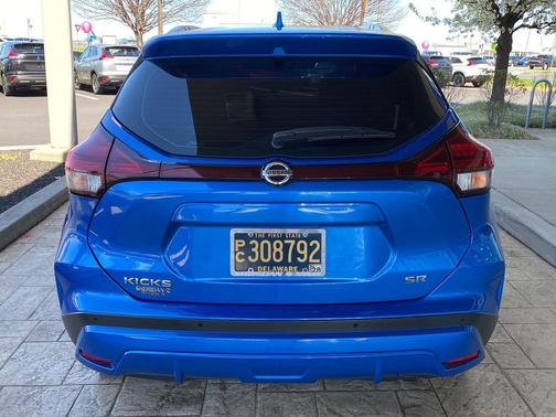 Electric Blue Metallic 2021 Nissan Kicks SR