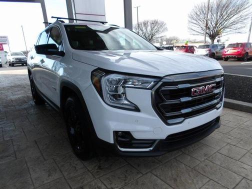 2022 GMC Terrain AWD AT4