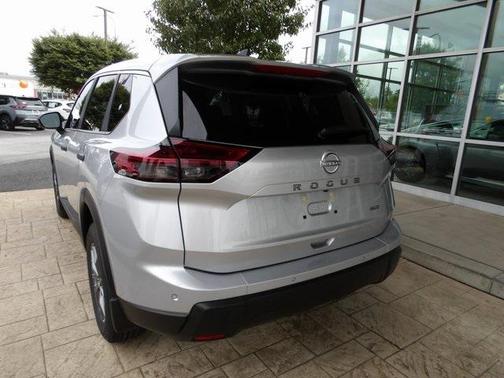 2025 Nissan Rogue S