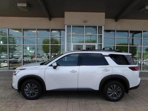 2025 Nissan Pathfinder SV 4WD