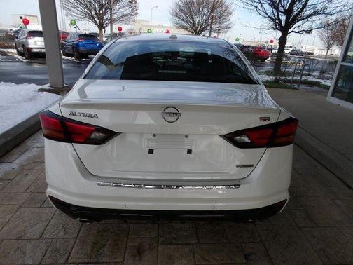 2023 Nissan Altima SR VC-Turbo FWD