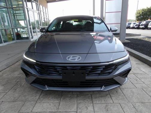 2024 Hyundai ELANTRA HEV Limited