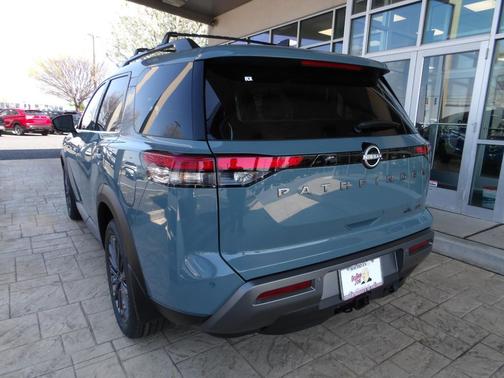 Baltic Teal 2026 Nissan Pathfinder SL