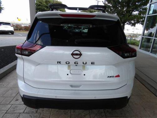 2025 Nissan Rogue Rock Creek