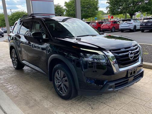 Super Black 2023 Nissan Pathfinder SV 4WD