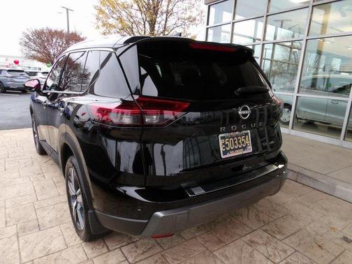 2024 Nissan Rogue SL