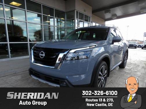 2025 Nissan Pathfinder Platinum 4WD