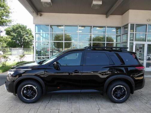 2025 Nissan Pathfinder Rock Creek 4WD