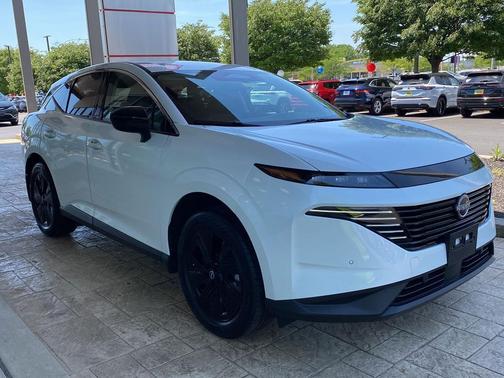 Everest White Pearl Tricoat 2025 Nissan Murano SV